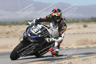 media/Oct-02-2025-Racers Edge (Thu) [[2c91cb6ab3]]/3-B Group/Session 1-Turn 9 Inside (1020am)/